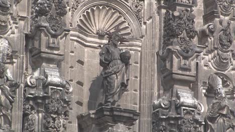 Medium-Shot-Of-A-Sculpture-At-Catedral-Metropolitana-Da-La-Ciudad-De-Mexico