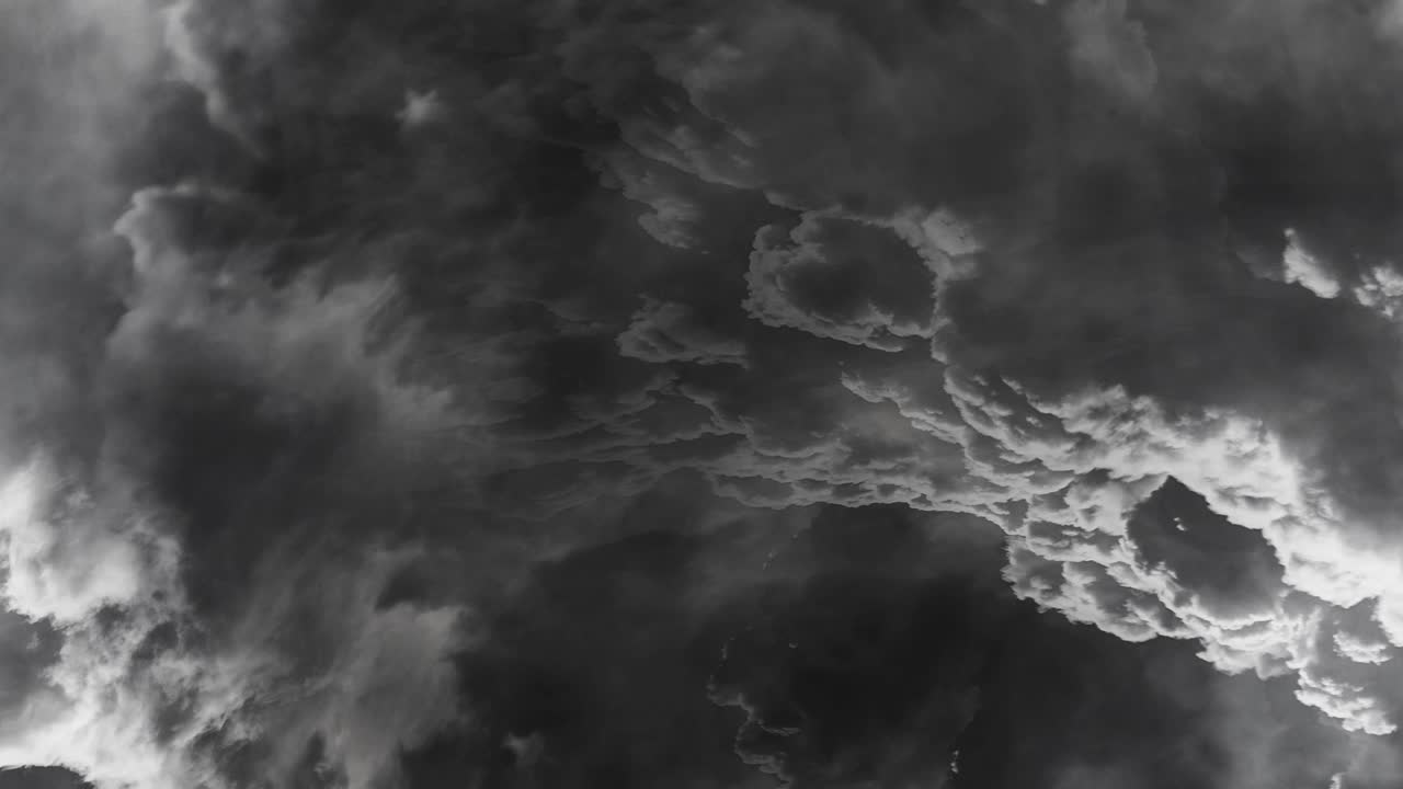 4k 뇌우, 슈퍼셀 뇌우의 스타카토 번개