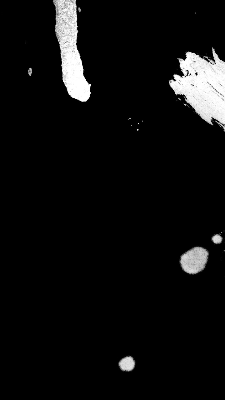 Linee di Gesso Bianche Astratte e Particelle in Movimento su Sfondo Nero