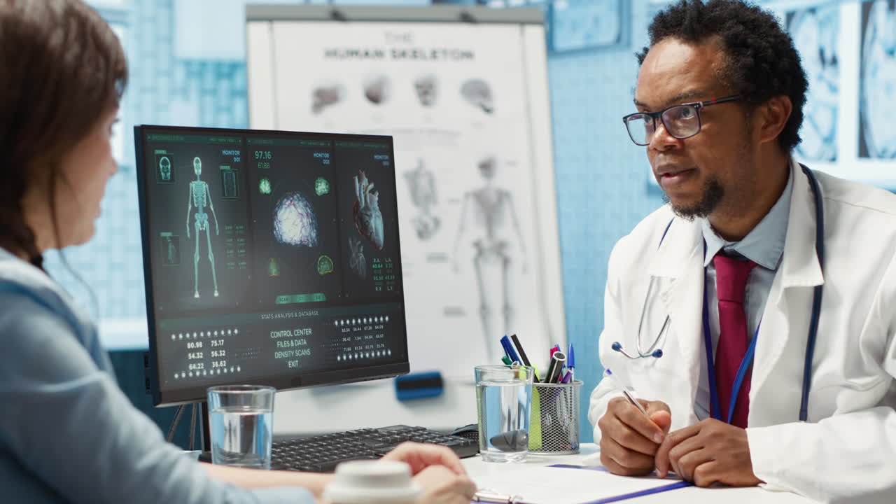 General practitioner giving the right diagnosis to woman patient