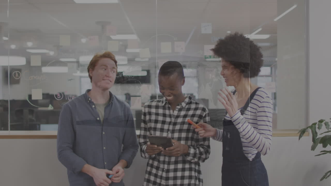 animación de la gente de negocios sobre el procesamiento de datos financieros