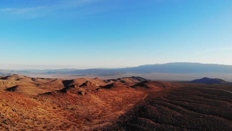 Vistas-Aéreas-De-La-Mañana-De-Nevada-En-El-Monte-Charleston-Nevada