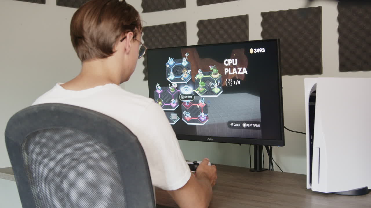 소년은 그의 게임 설정으로 걸어 선택