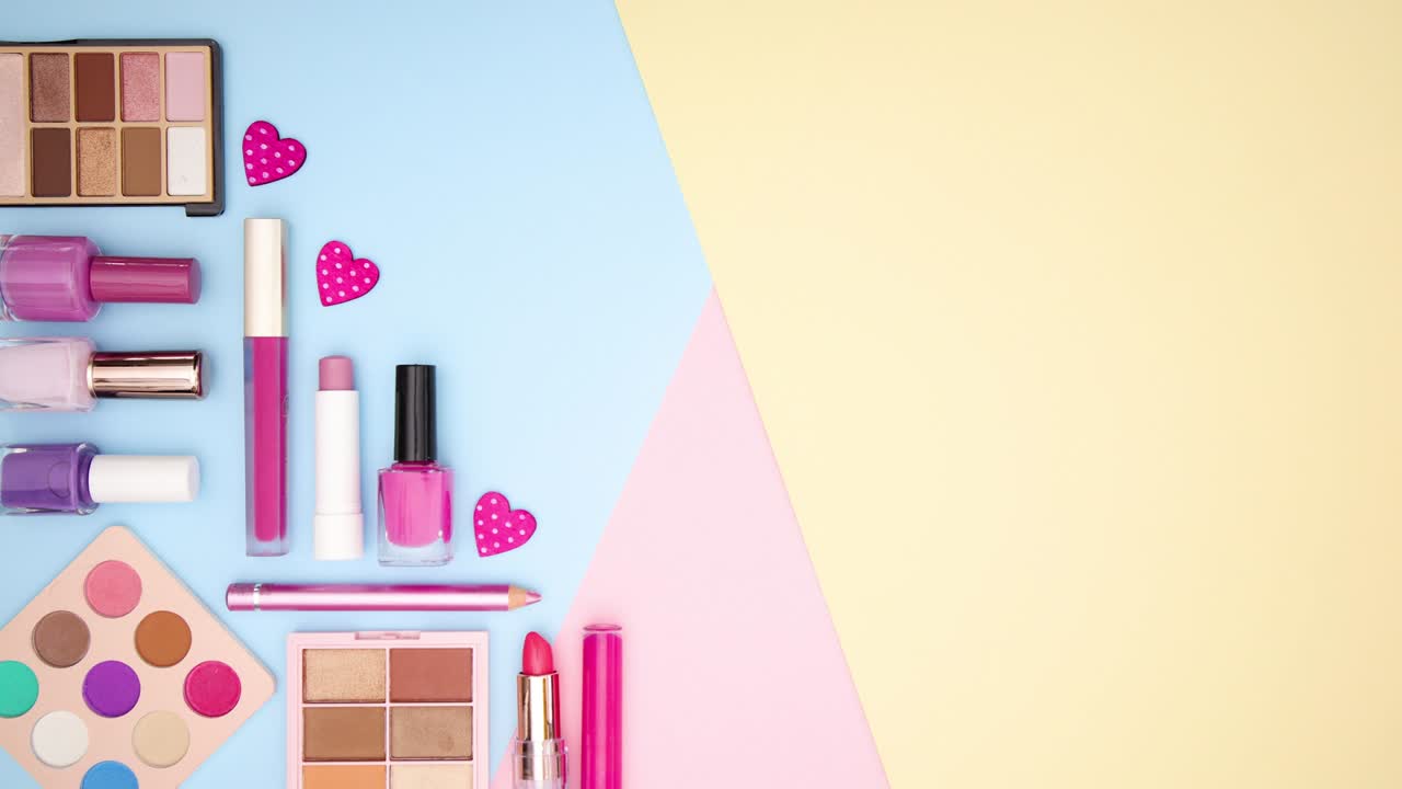 Pastel make up move on left side of pastel background - Stop motion
