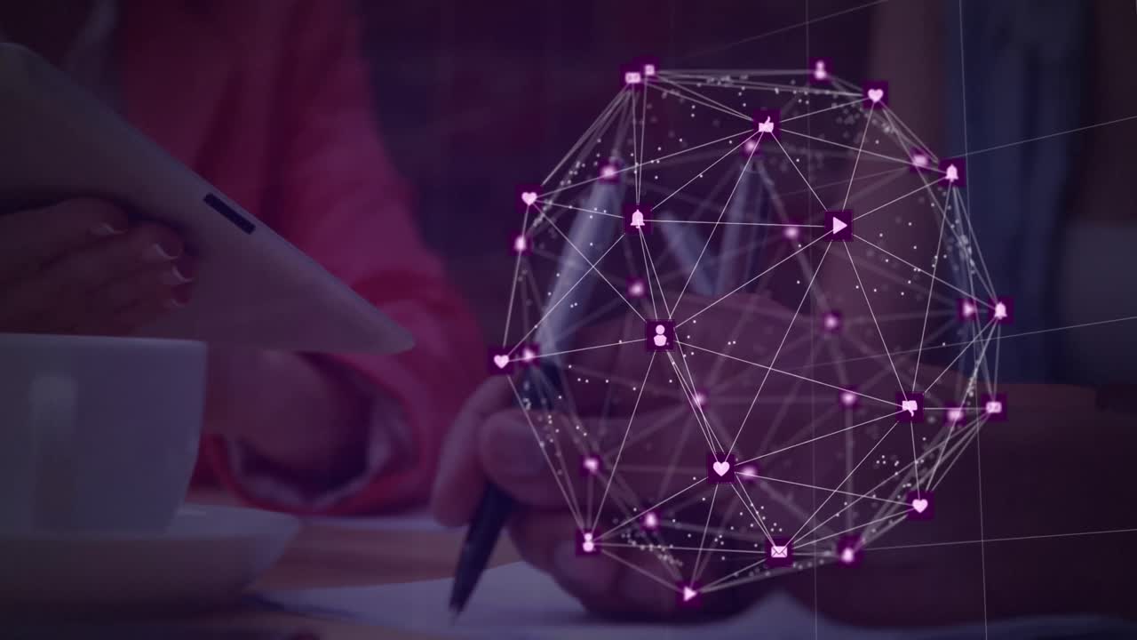 mundo de la red de conexiones contra la persona que toma notas