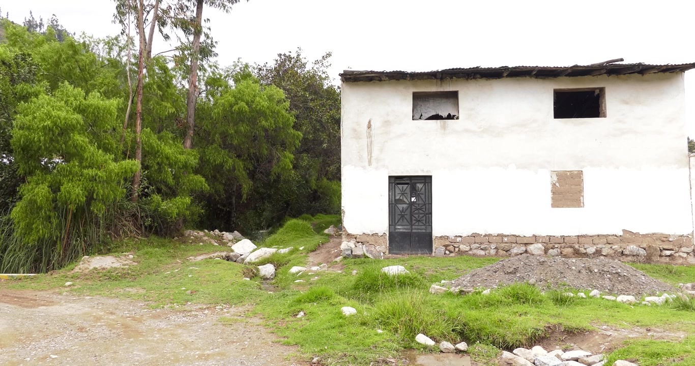 Casa abbandonata nella città andina peruviana sepolta di Yungay, Perù