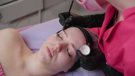eyebrow treatment at a beauty salon