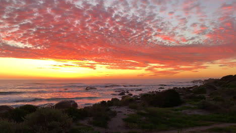 Puesta-De-Sol-En-Paternoster-En-La-Costa-Oeste-De-Sudáfrica