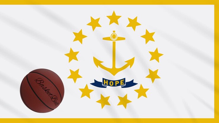 Bandiera del Rhode Island che sventola e palla da basket che ruota, in loop