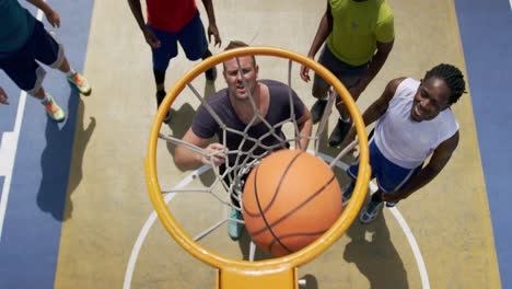 jugadores de baloncesto jugando al baloncesto 4k