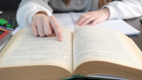 tomando notas del libro