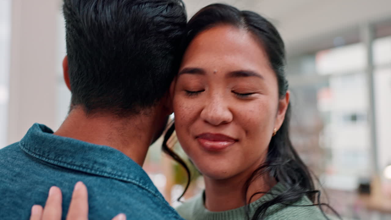 집, 춤, 그리고 사랑의 커플