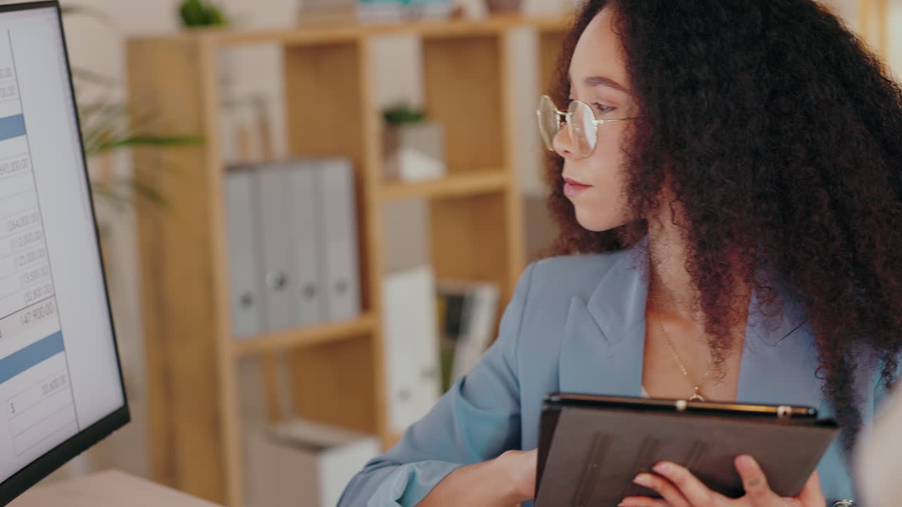 Financial worker, tablet or computer for budget