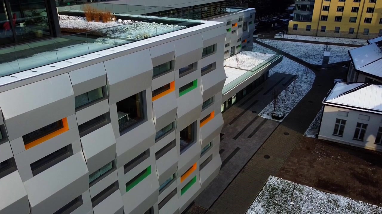 Elementi di architettura moderna. Riprese dell'edificio.