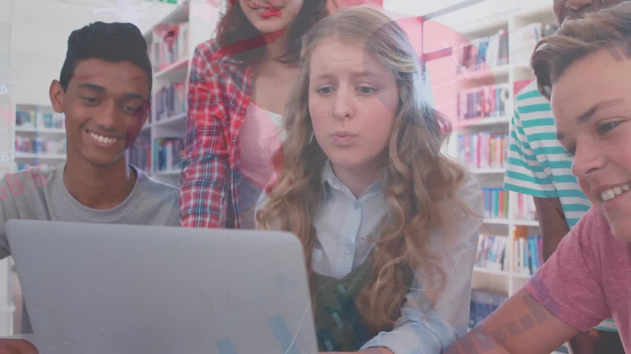 animación del procesamiento de datos en diversos estudiantes que usan computadoras portátiles