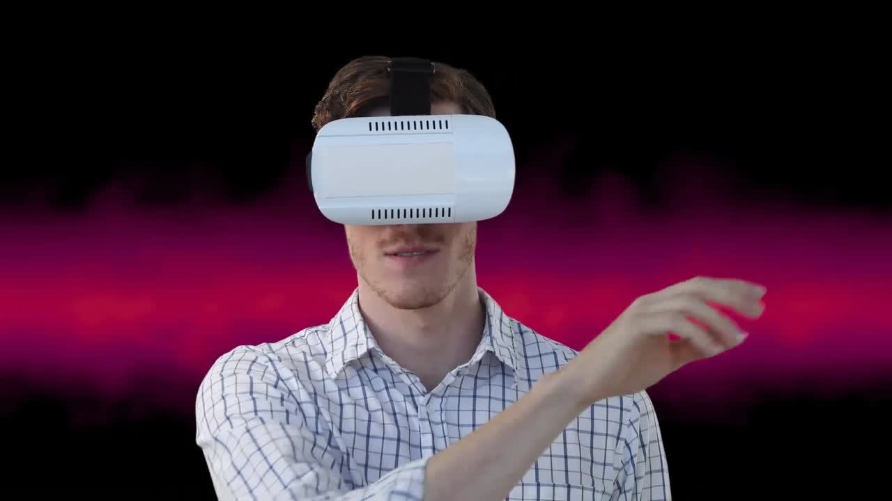 animazione di un uomo in auricolare vr utilizzando un'interfaccia virtuale, sorridente, su sfondo rosa e nero