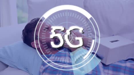 Animation-Von-5g,-Geschrieben-Mit-Scope-Scanning-über-Einem-Kranken-Mann,-Der-Im-Bett-Liegt-Und-Sich-Die-Nase-Putzt