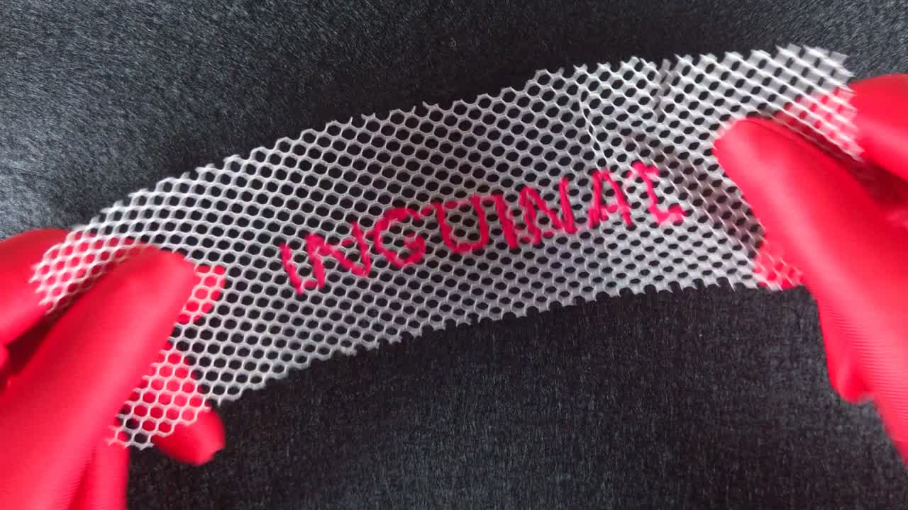 탈장 문제를 치료하거나 해결하기 위해 사용되는 외과용 메쉬-2