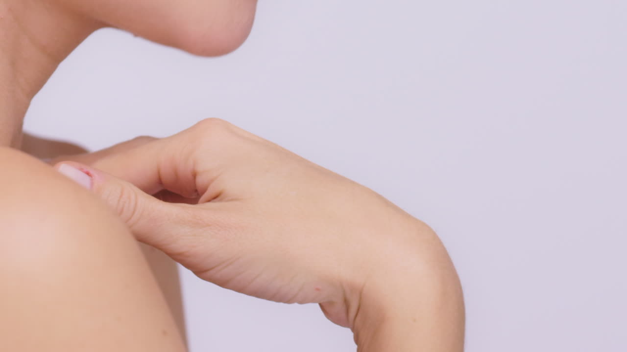 I can't stop touching my skin