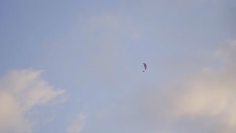 parachute raide bottom view in chapora beach in goa india