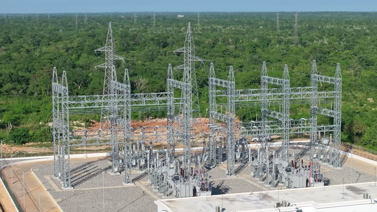 parque fotovoltaico con paneles solares en cumayasa, la romana, república dominicana