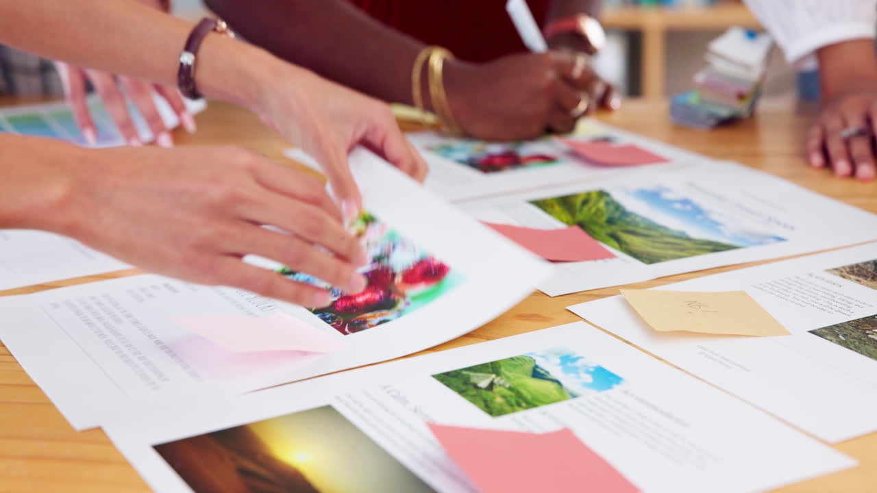 sesión de lluvia de ideas en equipo
