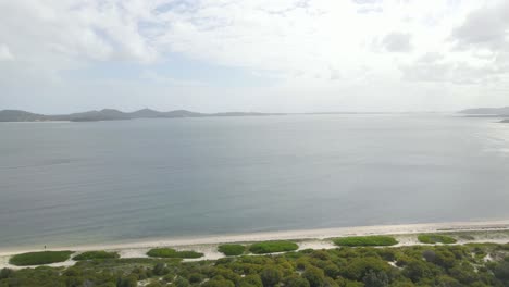 Bahía-De-Providencia-E-Islas-Deshabitadas-Del-Nido-De-Halcones-En-Nueva-Gales-Del-Sur,-Australia