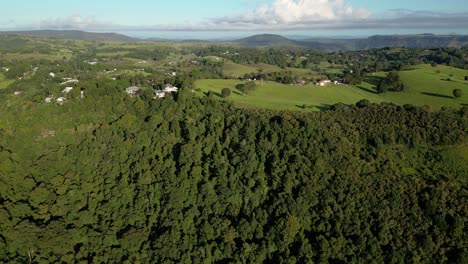 Aerial-view-over-Numinbah-Valley-and-Beechmont-on-the-Gold-Coast-Hinterland-near-Rosins-Lookout,-Queensland,-Australia