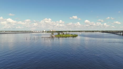 approaching inland near ft. myers, florida