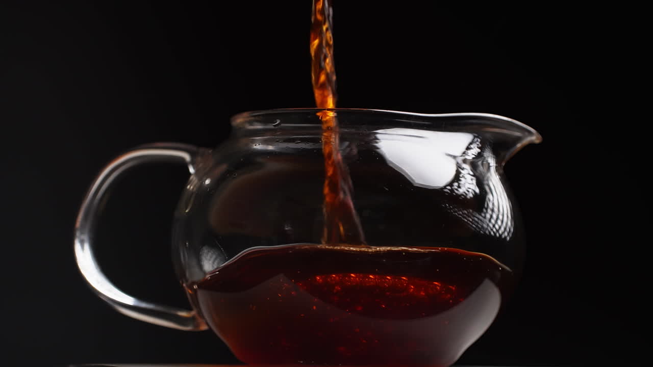 유리 차 비 에 차 를 부는 것