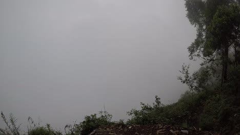 Timelapse-taken-during-travel-to-Kodaikanal,-India