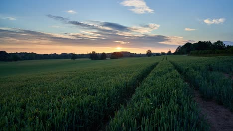 Lapso-De-Tiempo-De-Puesta-De-Sol-De-Paisaje-Inglés