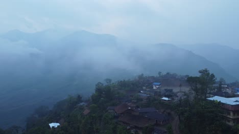 Drohnenvideoaufnahme-Der-Hügellandschaft-Von-Nagaland