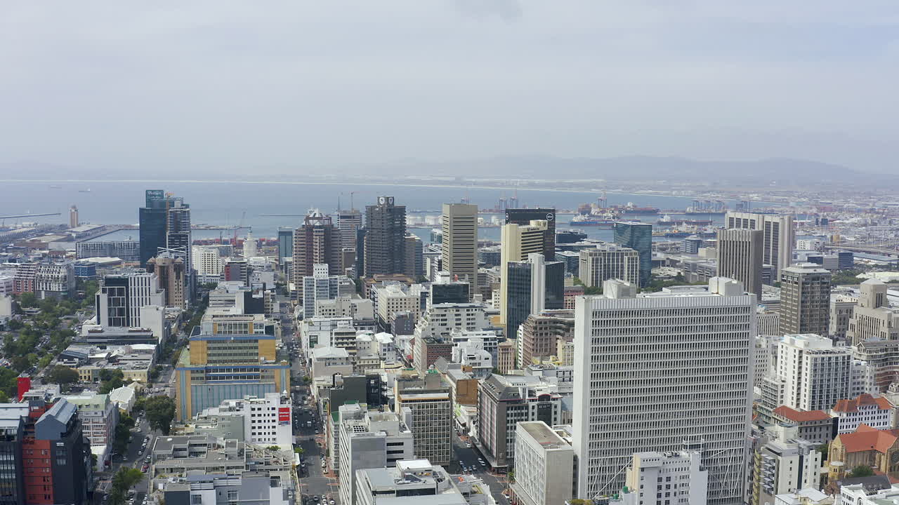 케이프타운에 착륙