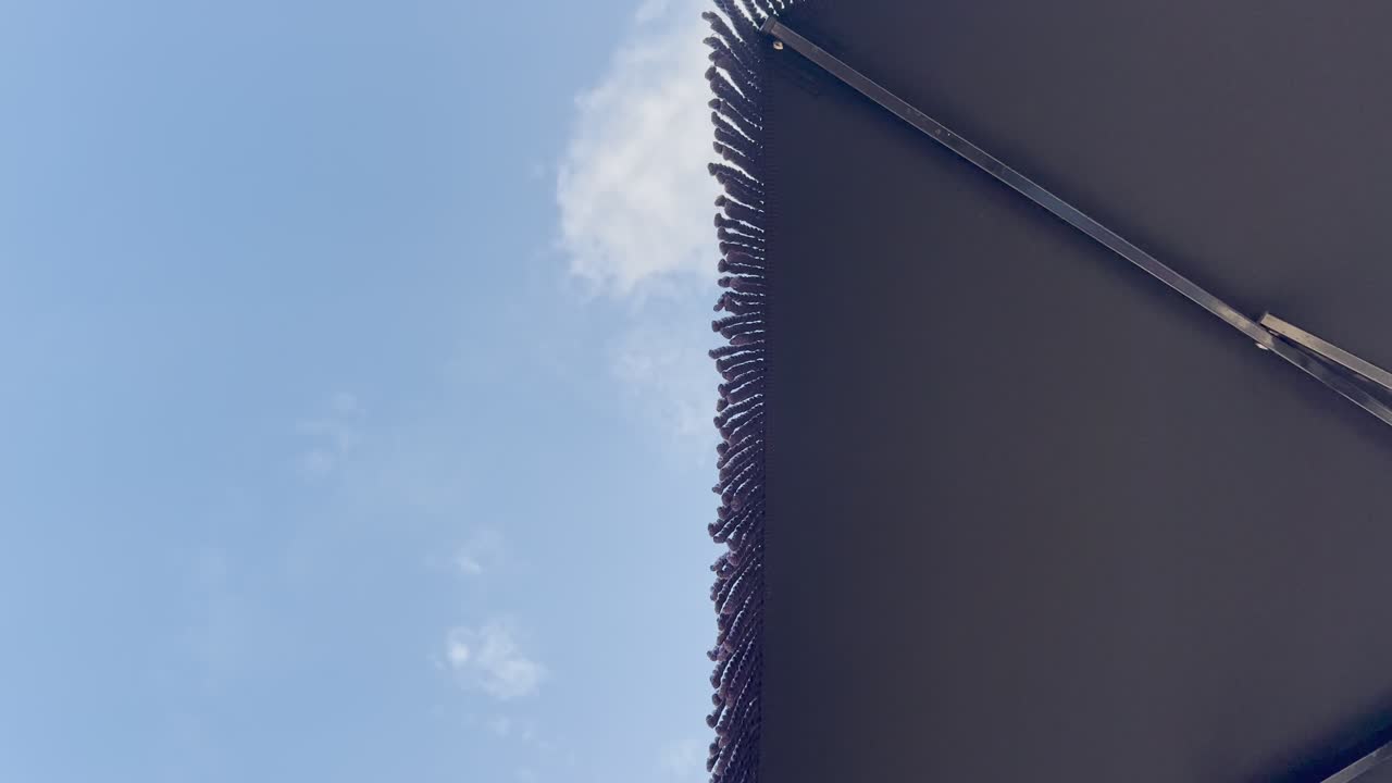 그리스 할키디키 반도의 청정 파란 발 해변