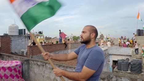 hombre indio en el día de la independencia