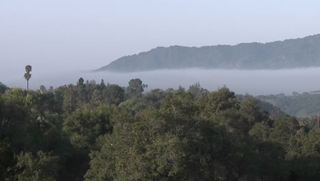 Zeitraffer-Von-Wolken-Bei-Sonnenaufgang-In-Casitas-Springs-Kalifornien