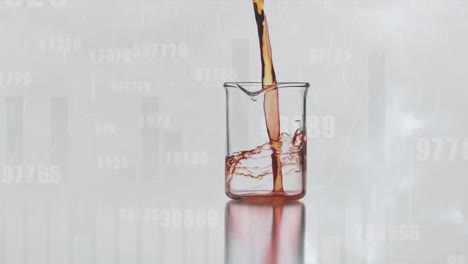 animación del procesamiento de datos sobre el vaso