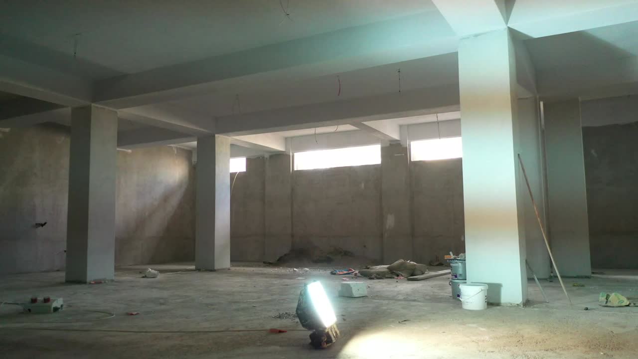 video de las existencias de la sala de construcción