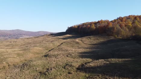 Aerial-view-of-hills-on-autumn-season