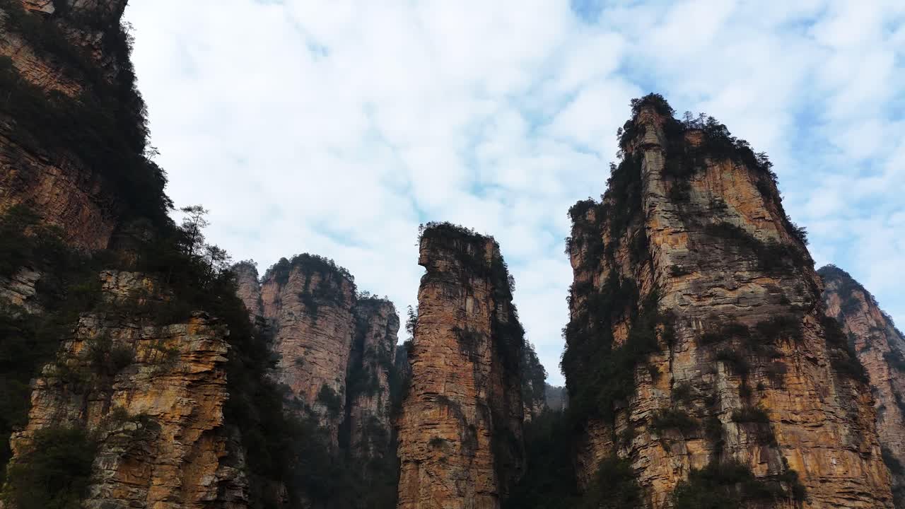 Stunning View of the Avatar Mountains in Zhangjiajie National Park, China