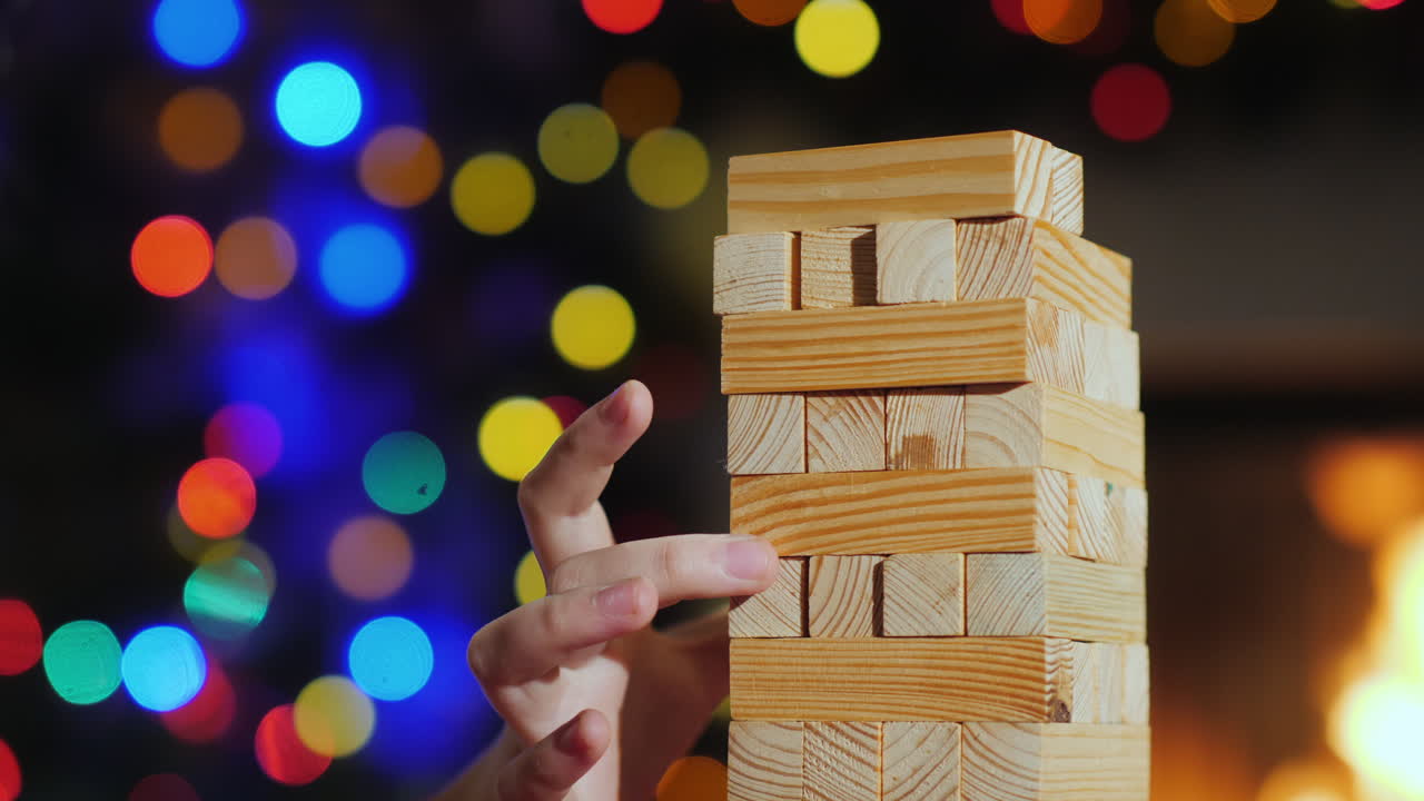 juego de mesa para entrenar con precisión: saca un bloque de madera de la torre