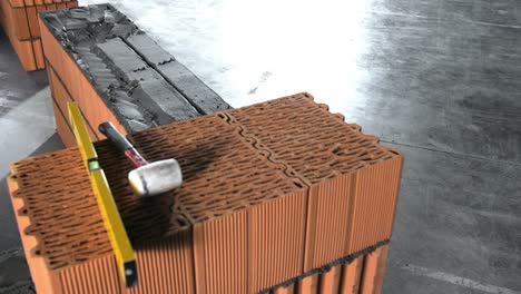 proceso de construcción de ladrillos