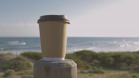 Takeaway-Coffee-Close-Up-Outdoors