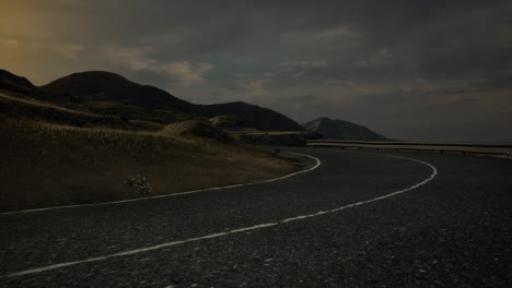 Vista-Aérea-De-La-Gran-Carretera-Del-Océano-Al-Atardecer