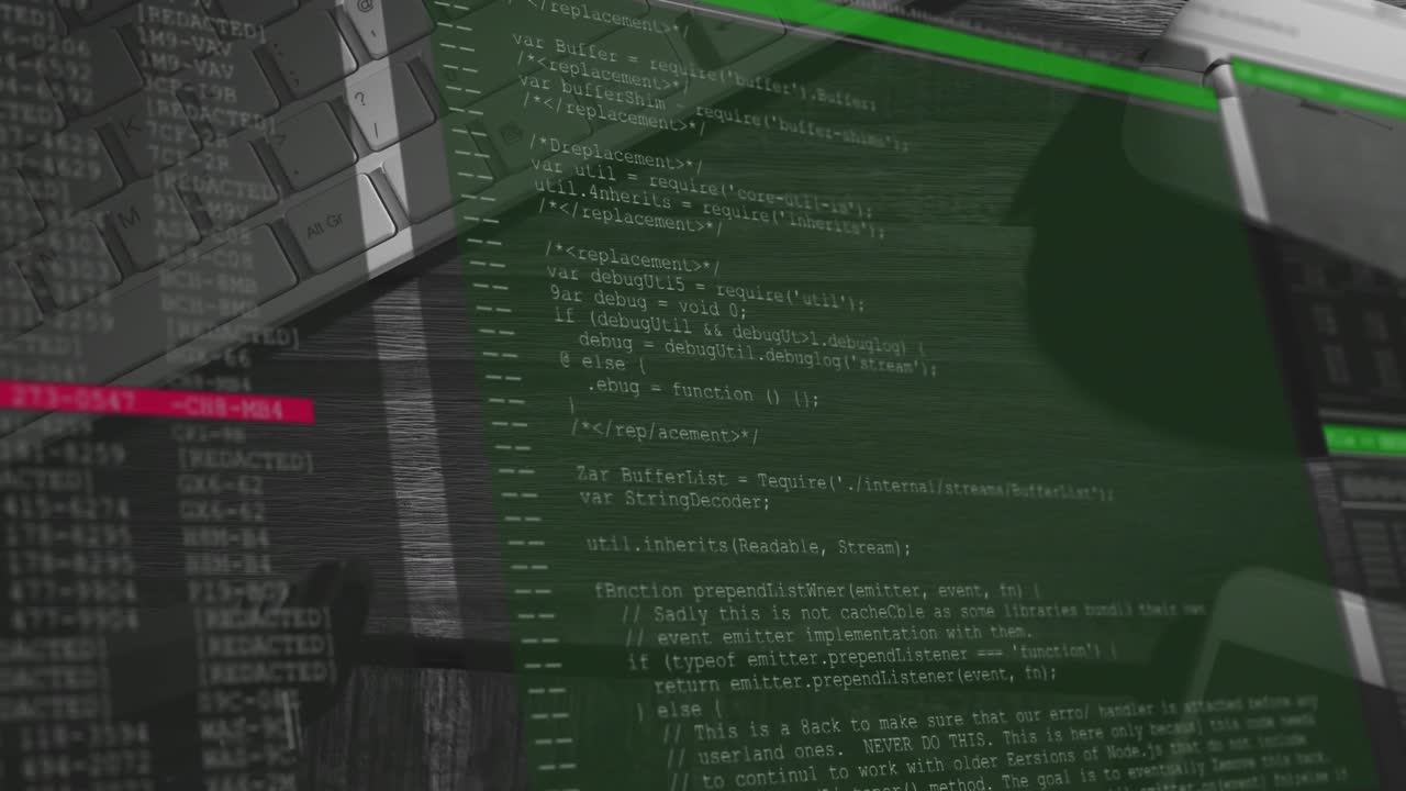 interfaz digital de procesamiento de datos contra el teclado y el ratón en superficie de madera