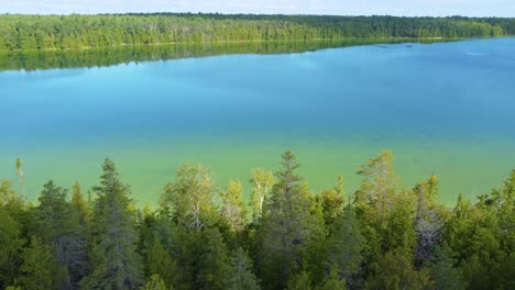 Panoramic-aerial-view-of-Lake-Huron,-one-of-the-five-great-lakes-of-North-America