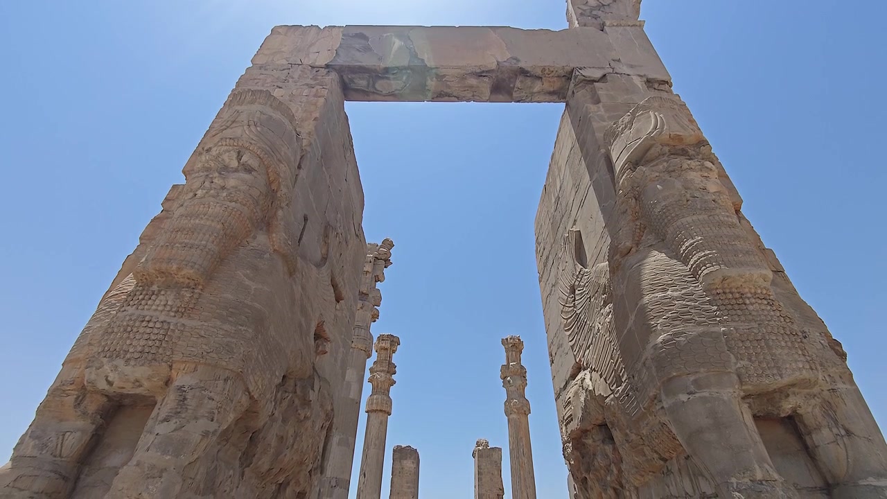 Gerbang Batu Kuno Reruntuhan Persepolis di Iran