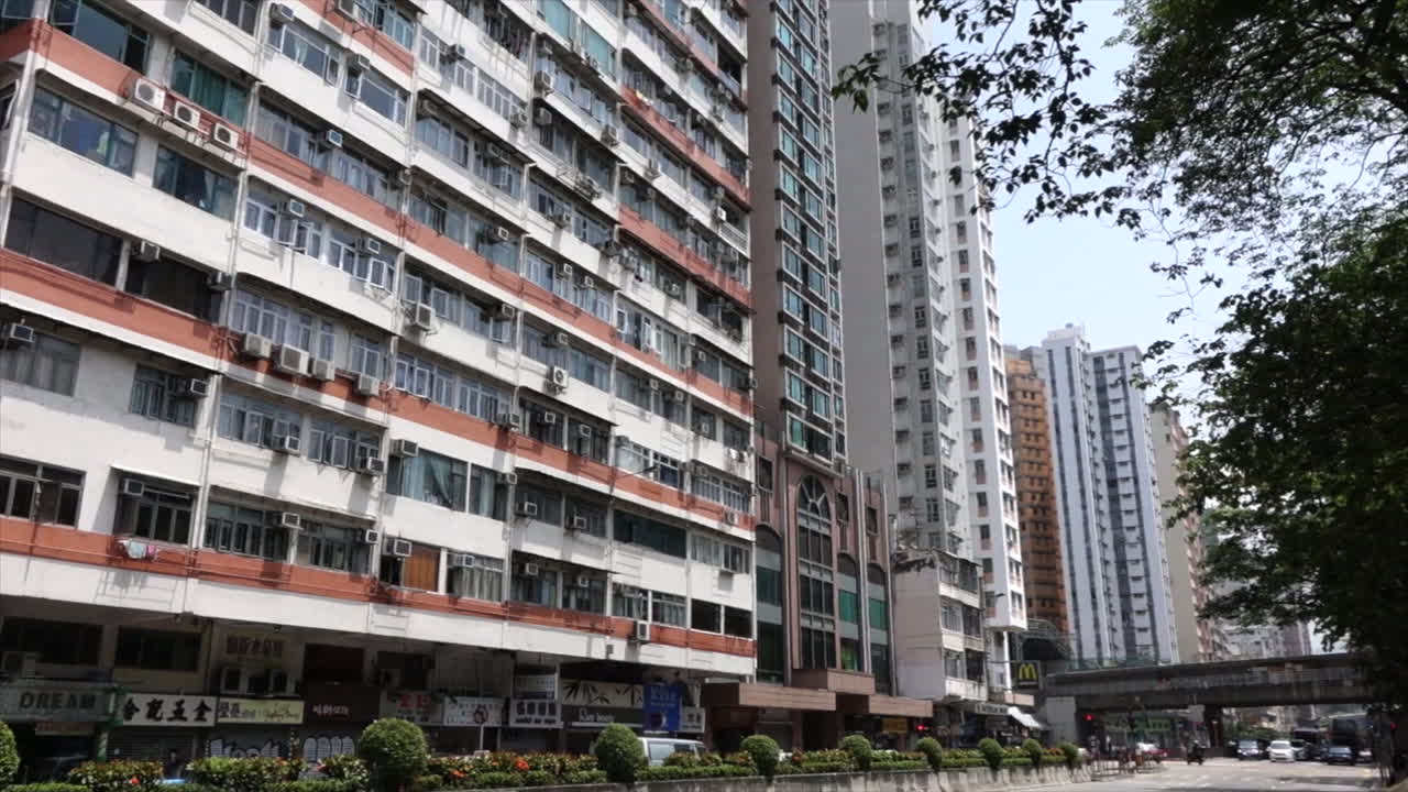 대도시 에서 하루 외부 아파트 건물