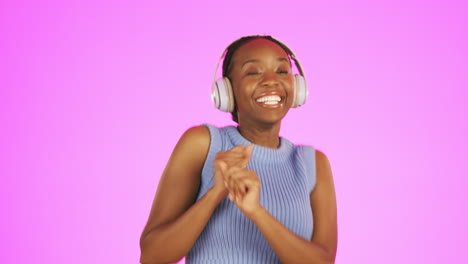 Black-woman,-dancing-and-headphones-listening-to